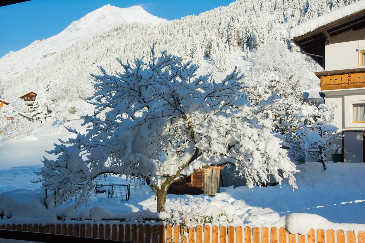 Fruhstuckspension Knappaschneider Prägraten Buitenkant foto